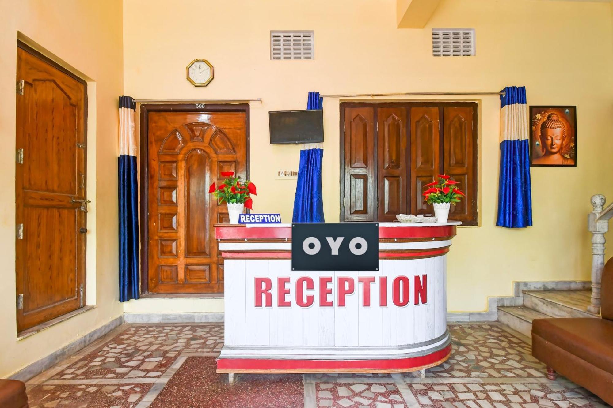 Hotel O Priti Villa Puri Luaran gambar